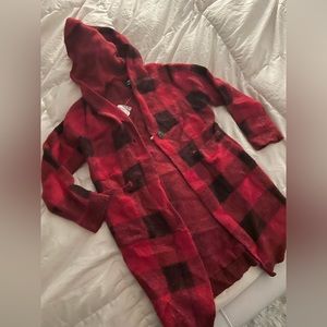 Roots brand new with tags. Size small. Girls.